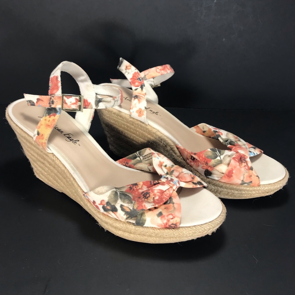 American Eagle Rope Wedge Sandal SZ 7.5